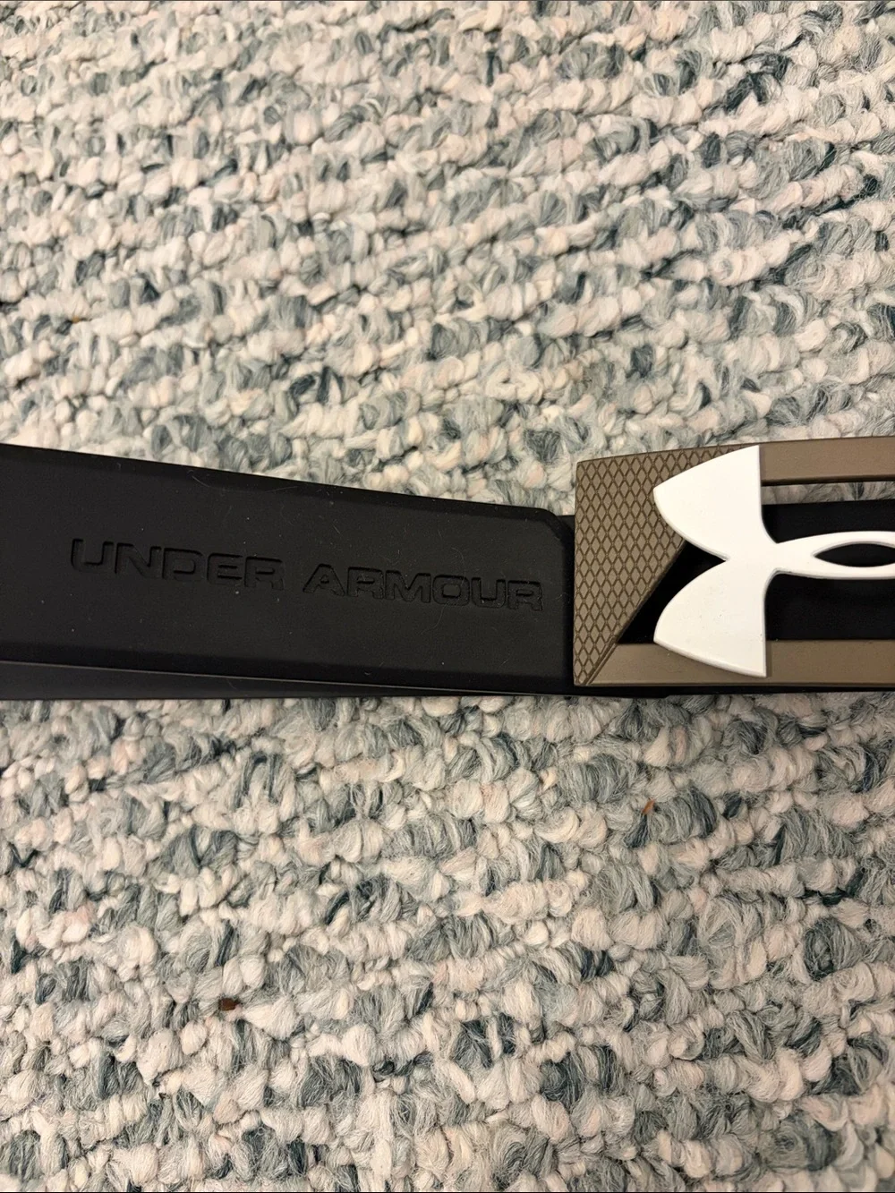 Under Armour sleek under